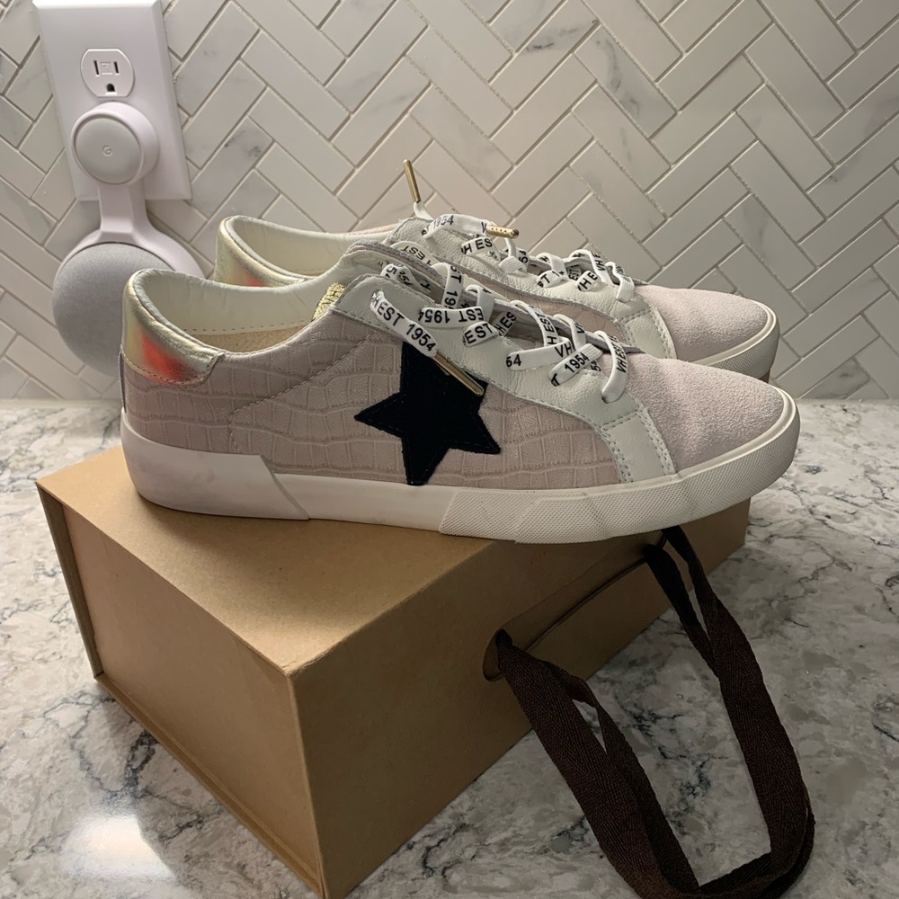 Vintage Havana Sneakers